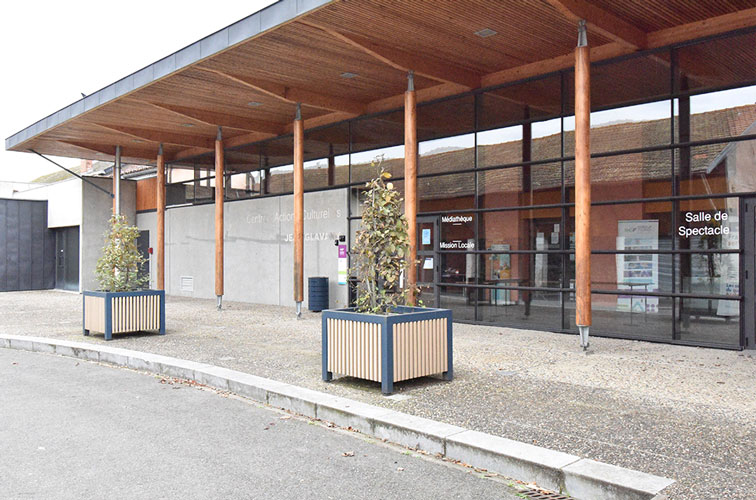 Entrée du CAC - Commune de Maubouguet (Hautes-Pyrénées) 65
